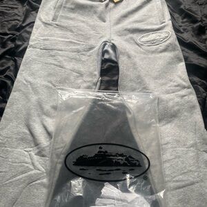 corteiz grey pants size small 100% authentic✅